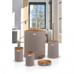 Coliseum  5 Pcs Bathroom Set/ Wood / Brown