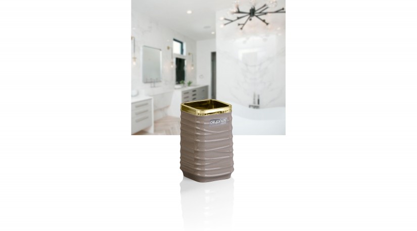 Luna Square Toothbrush Holder Gold