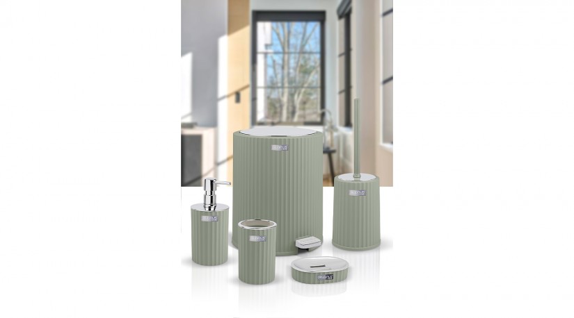 Coliseum 5 Pcs Bathroom Set Chrome - Green